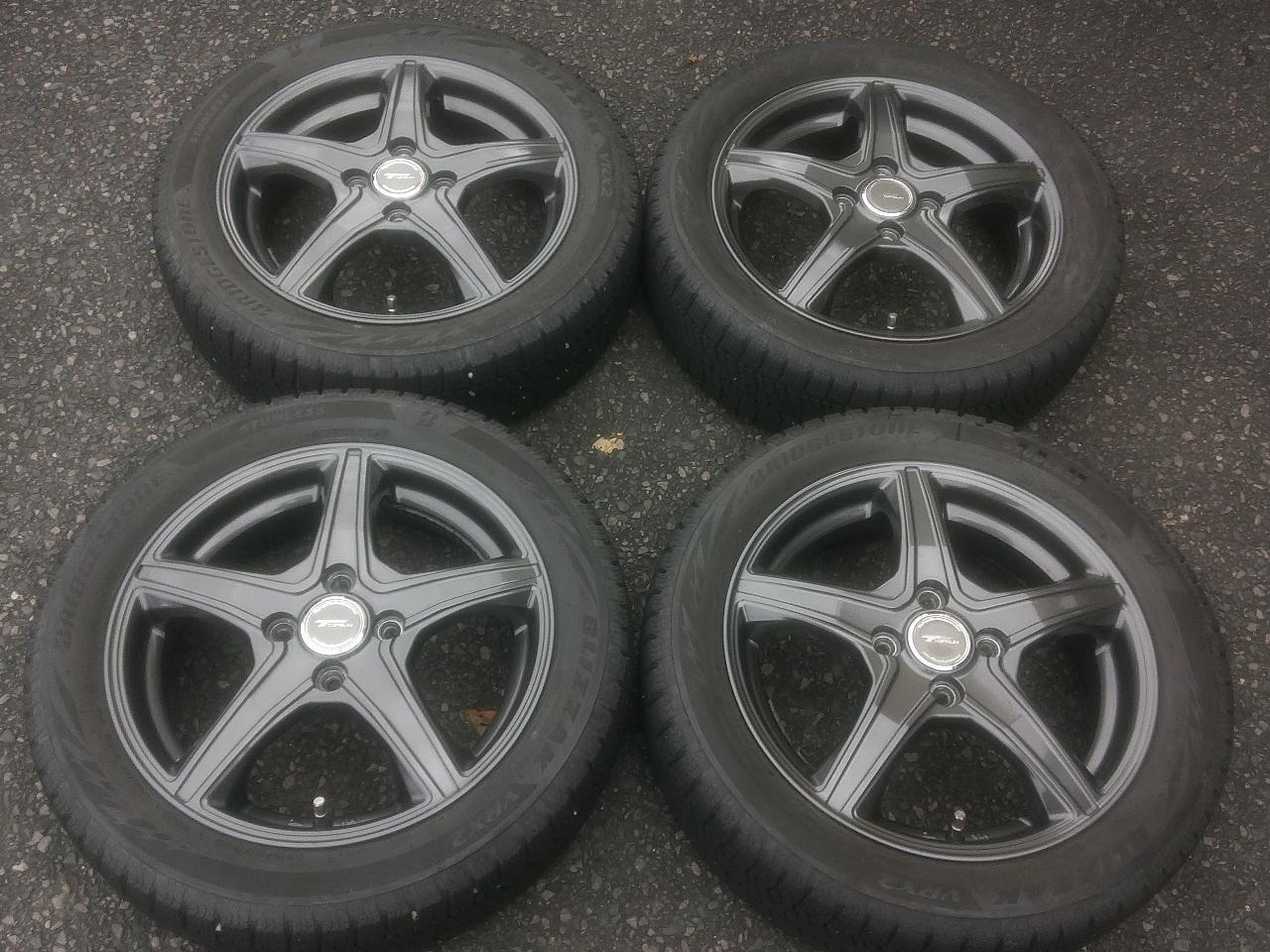 BRIDGESTONE BALMINUM VR5 + BRIDGESTONE BLIZZAK VRX2 165 / 55-15 Z10431