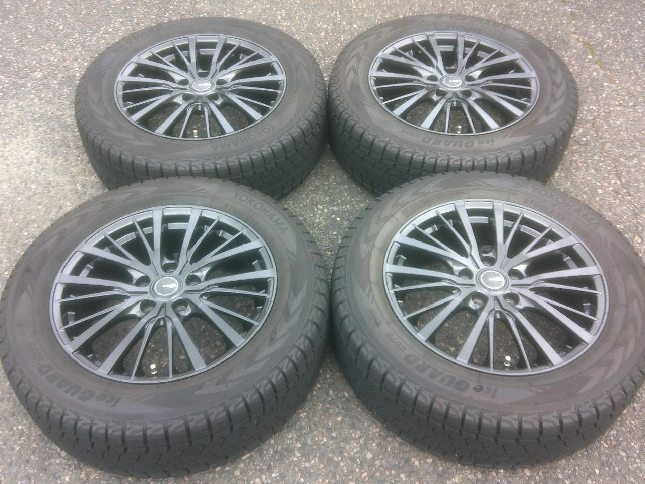 YOKOHAMA LAYCEA + YOKOHAMA ICEGUARD G075 225 / 60-17 Z10088