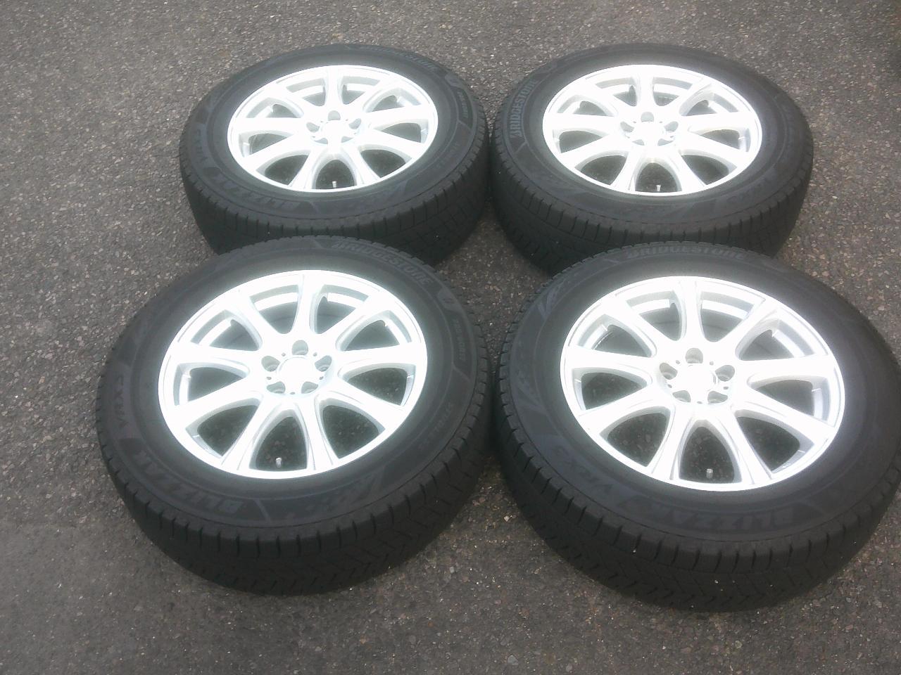 DUNLOP DUFACT + BRIDGESTONE BLIZZAK VRX3 225 / 60-17 4 pieces set Z10251