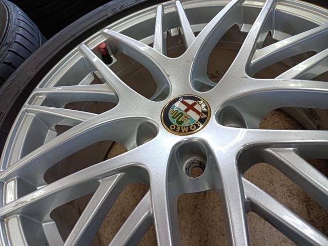 ALFA
ROMEO
Alpha 159
Genuine
+
DUNLOP
LE
MANSⅤ
98V
XL