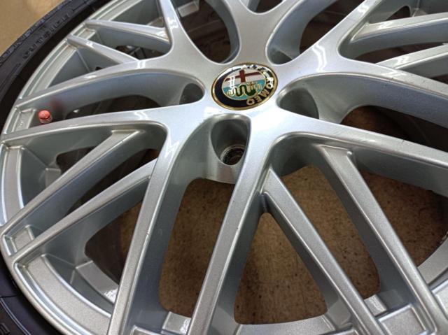 ALFA
ROMEO
Alpha 159
Genuine
+
DUNLOP
LE
MANSⅤ
98V
XL