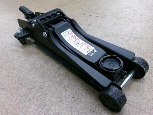 BAL
2t floor jack
