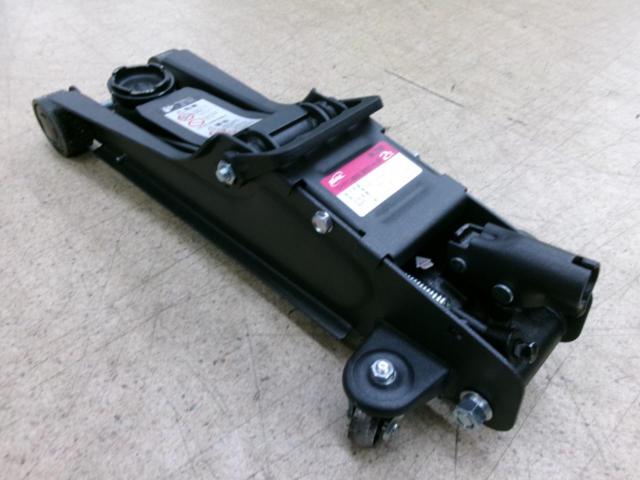 BAL
2t floor jack