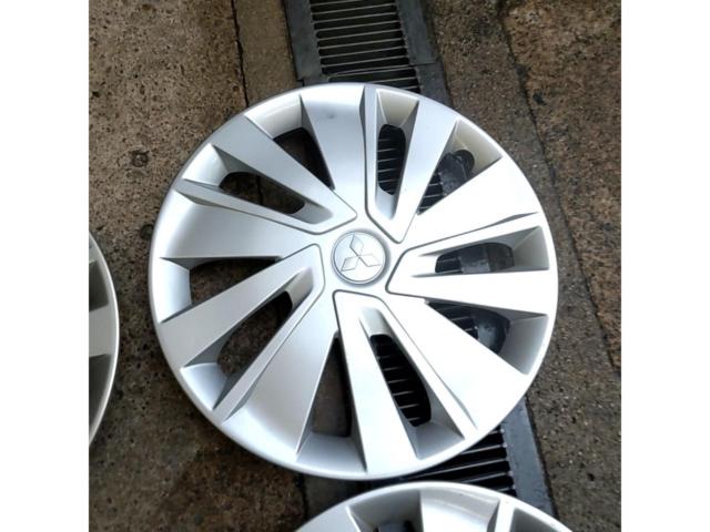 三菱 MITSUBISHI ekワゴン純正14インチホイールキャップ