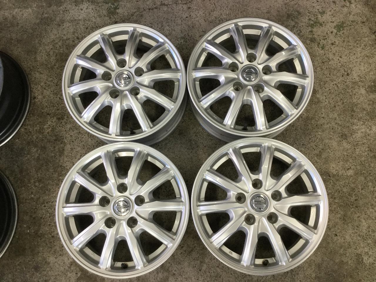 Nissan original OP Esutiro Wheel