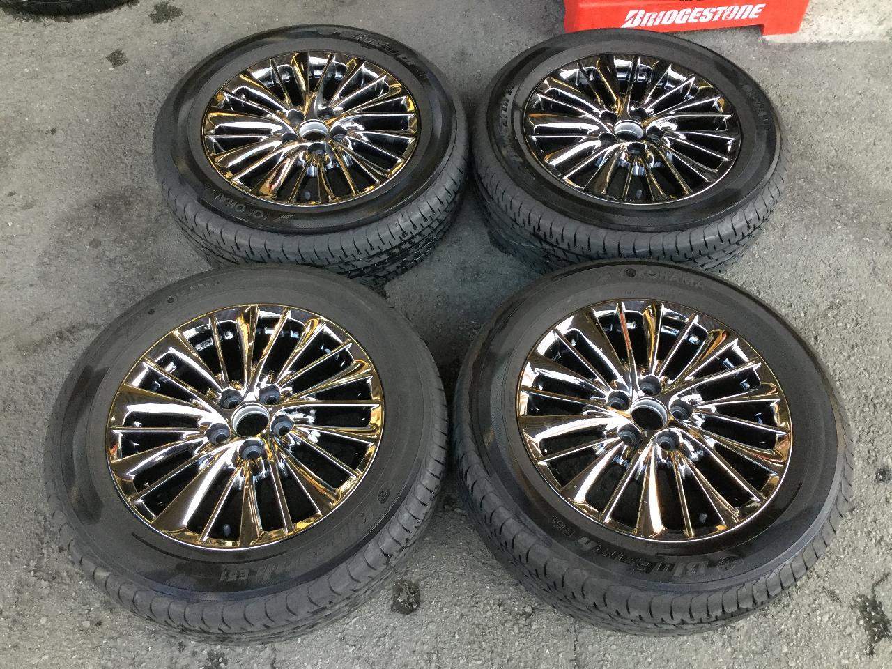 Toyota 30 Series Alphard Late Model Executive Lounge Genuine Sputtering Chrome Wheels + YOKOHAMABluEarth E51