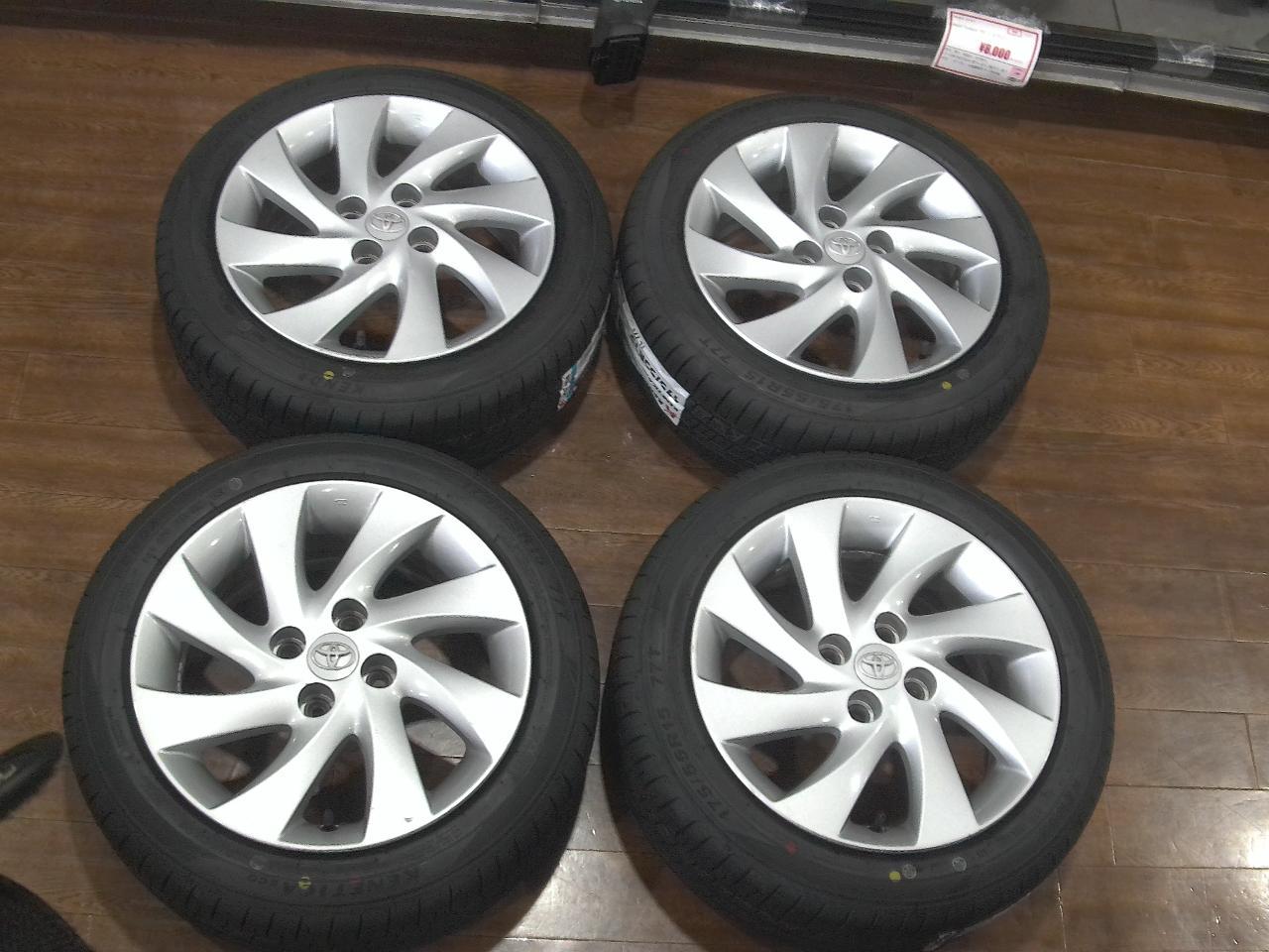 Genuine Toyota Parts Replacement Kit QNC system bB original wheel + KENDA KR 203 175 / 55R15 77T