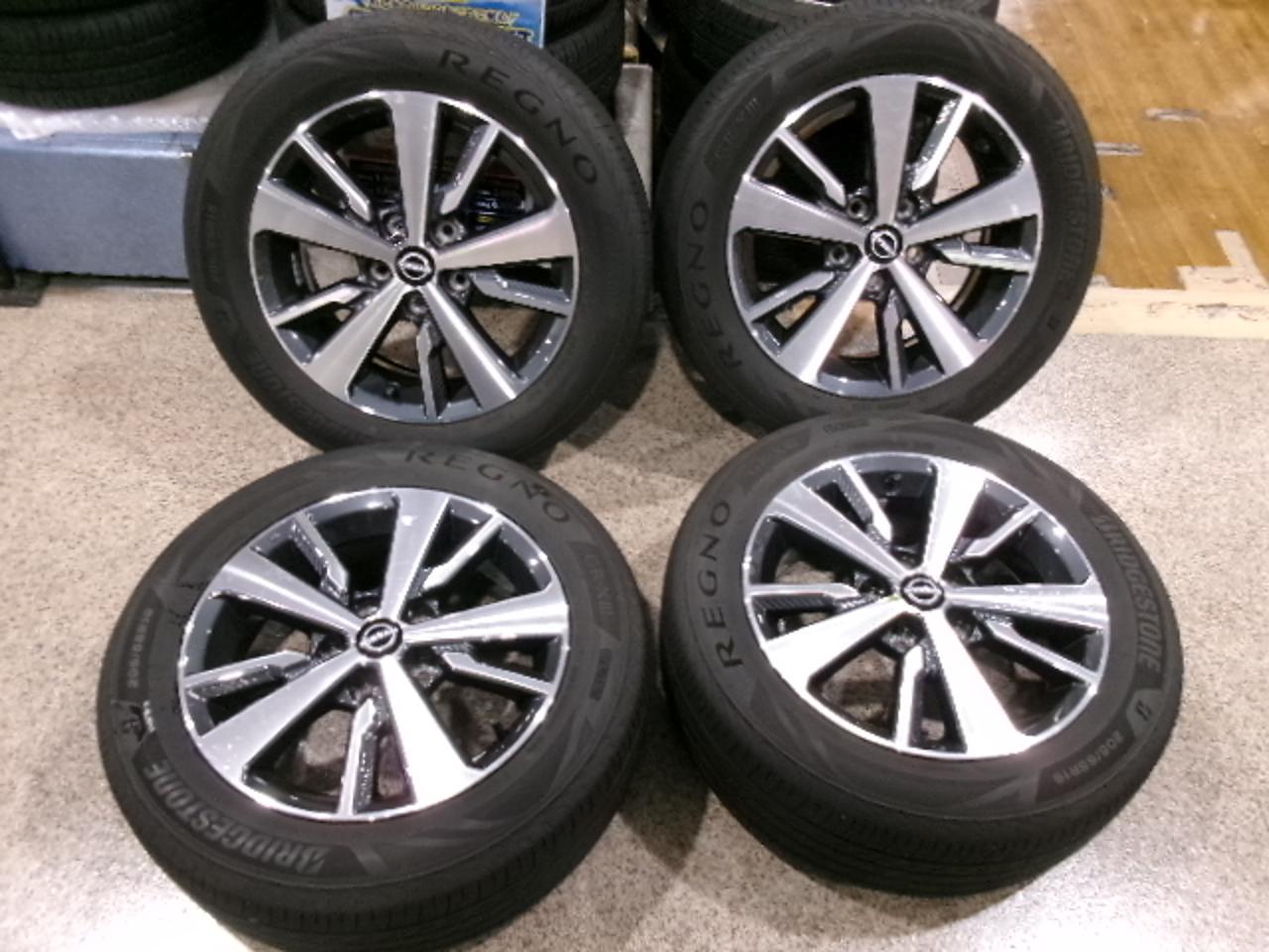 Genuine Nissan Leaf/ZE1 Late Model Genuine wheels + REGNO GR-XⅢ 205 / 55R16