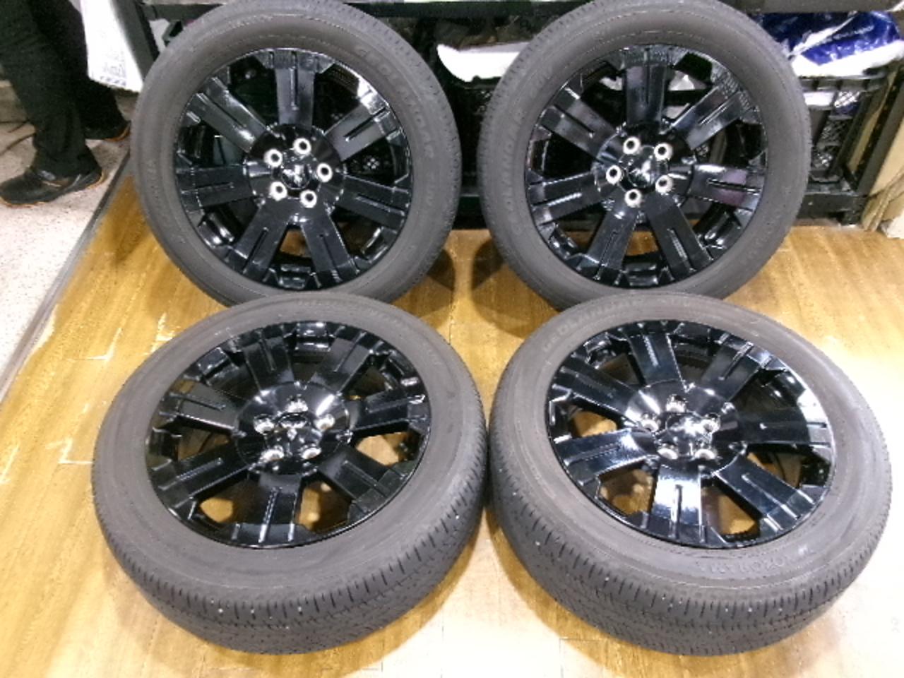 Mitsubishi genuine Delica: D5 Chamonix Black Edition Genuine Parts + YOKOHAMA GEOLANDAR SUV G055