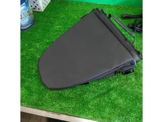 【KEMIMOTO】7.5-9L シートカウル風 防水バイクシートバッグ
