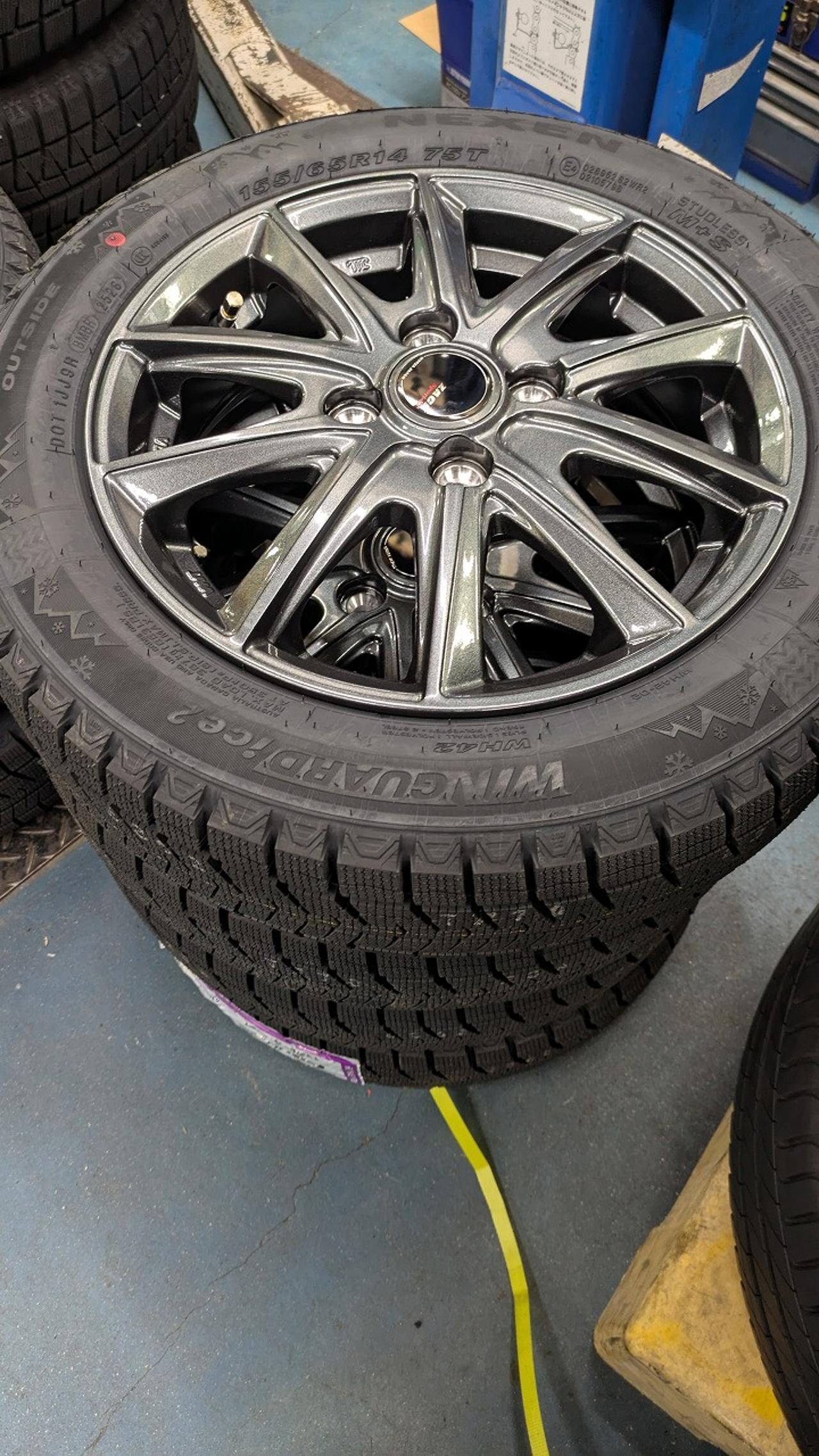 JAPAN SANYO ZACK SPORT-FT + NEXEN / ROADSTONE NEXEN WINGUARD ice 2 1