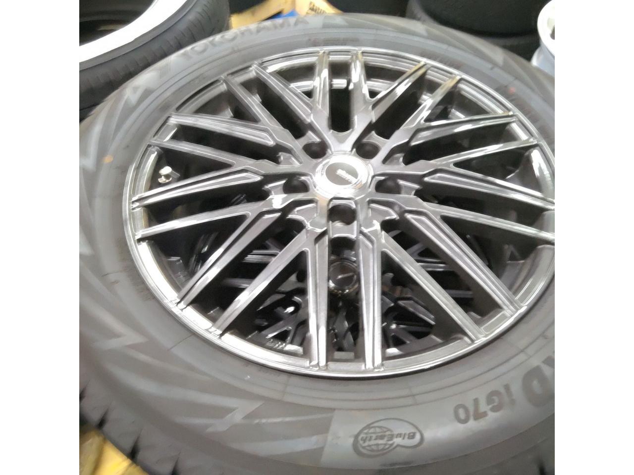 YOKOHAMA GRASS AG + YOKOHAMAICE GUARD iG70