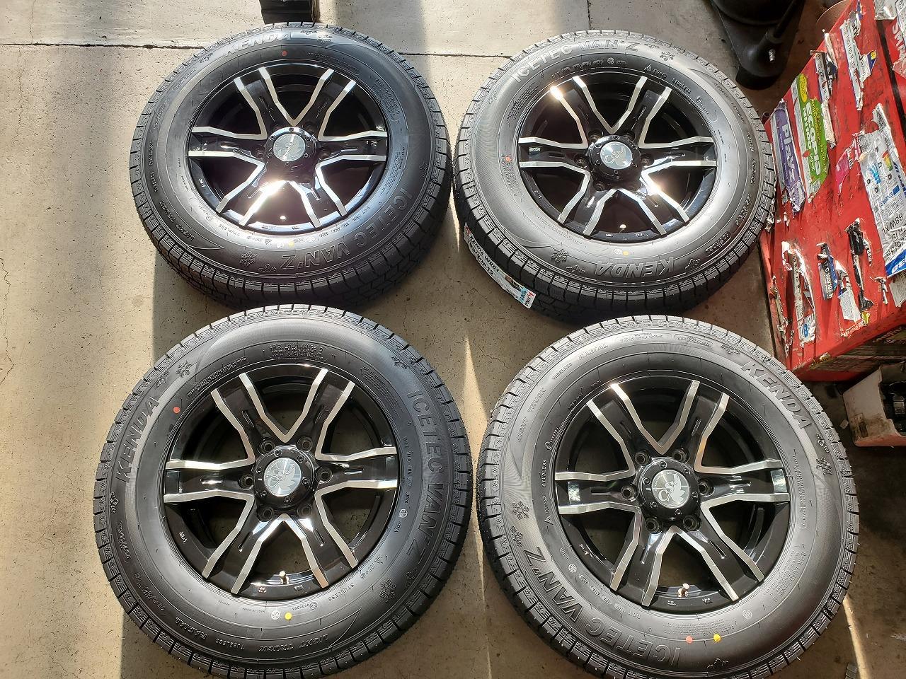 8J-STYLE JSC VIPER + KENDA ICETEC VAN'Z WR01