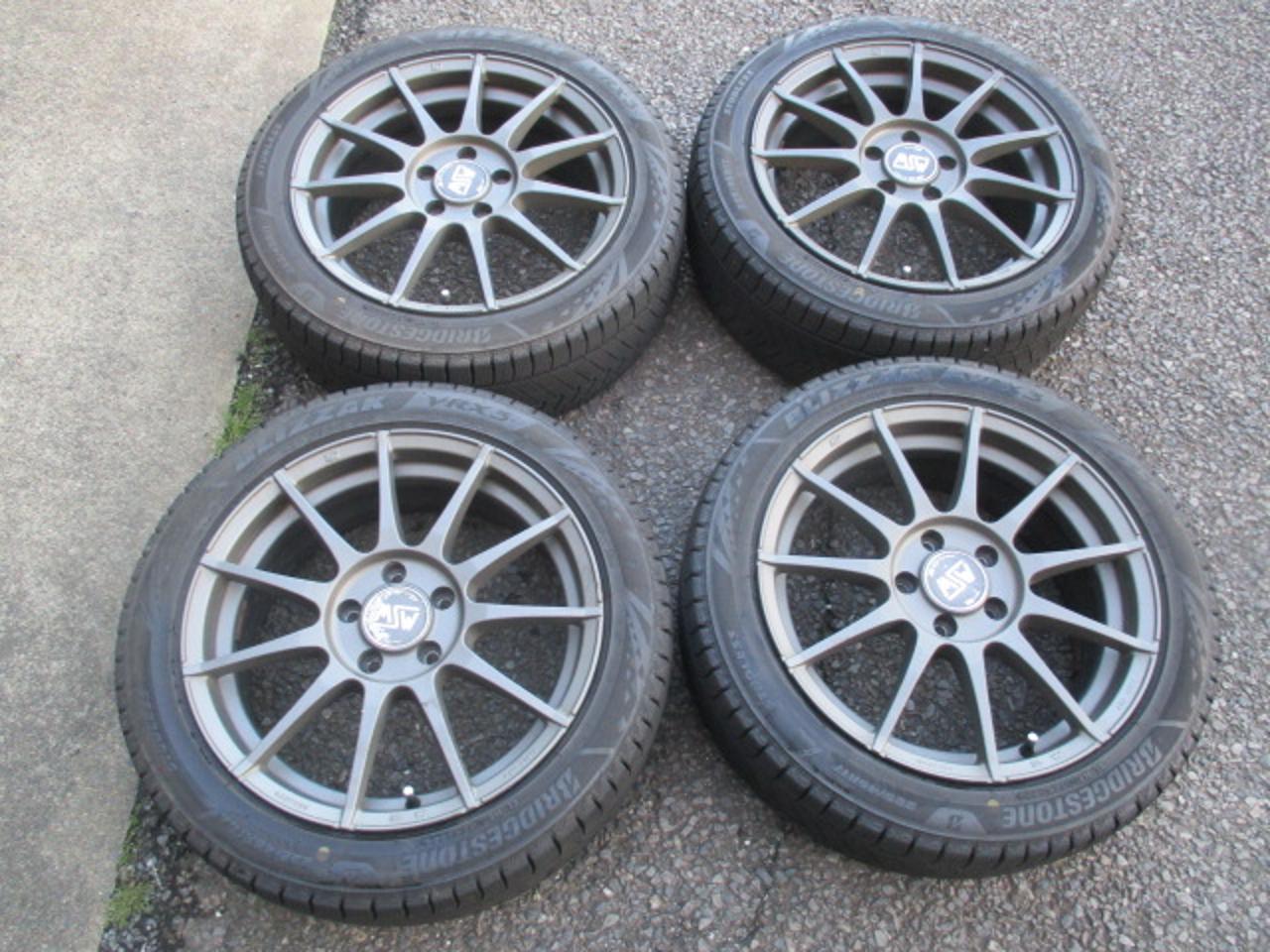 OZ MSW 85 + BRIDGESTONE BLIZZAK VRX3 225 / 45R17 4 pieces set