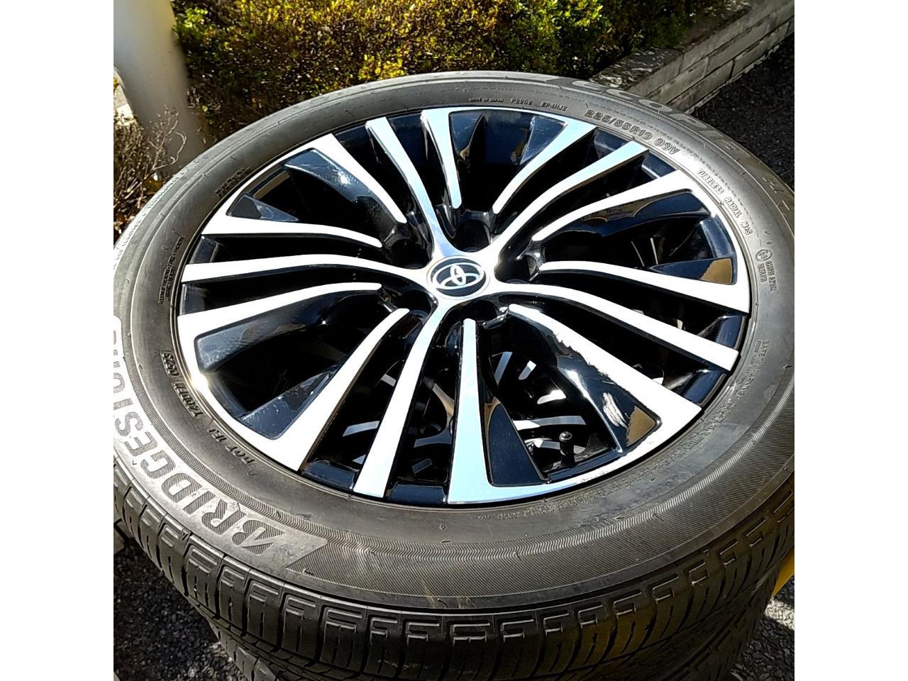 ※ It is sold only for wheels ※ Toyota genuine Harrier PHEV/80 series genuine wheels
