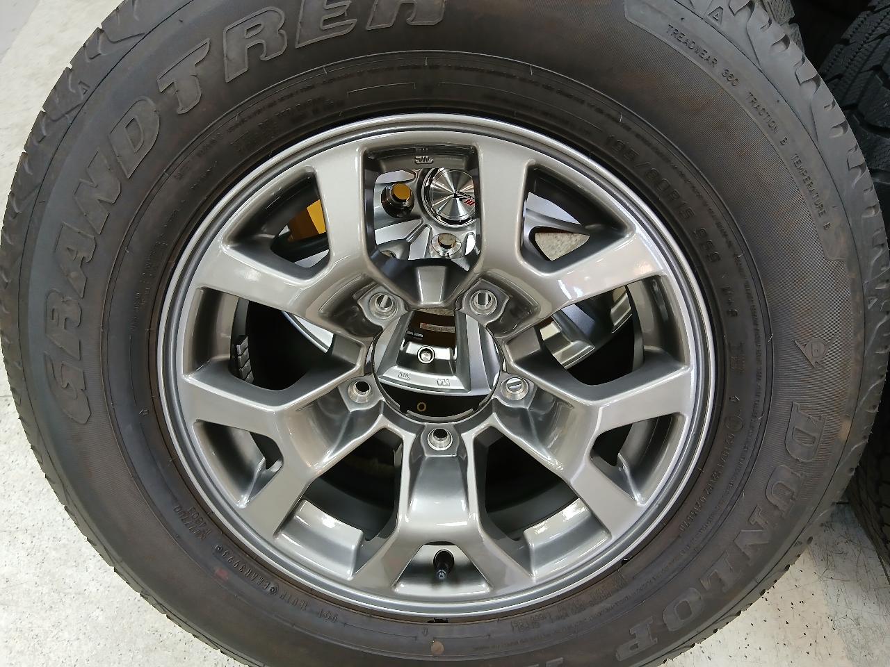 Suzuki genuine JB 74 Jimny Sierra Pure aluminum + DUNLOP GRANDTREK AT20