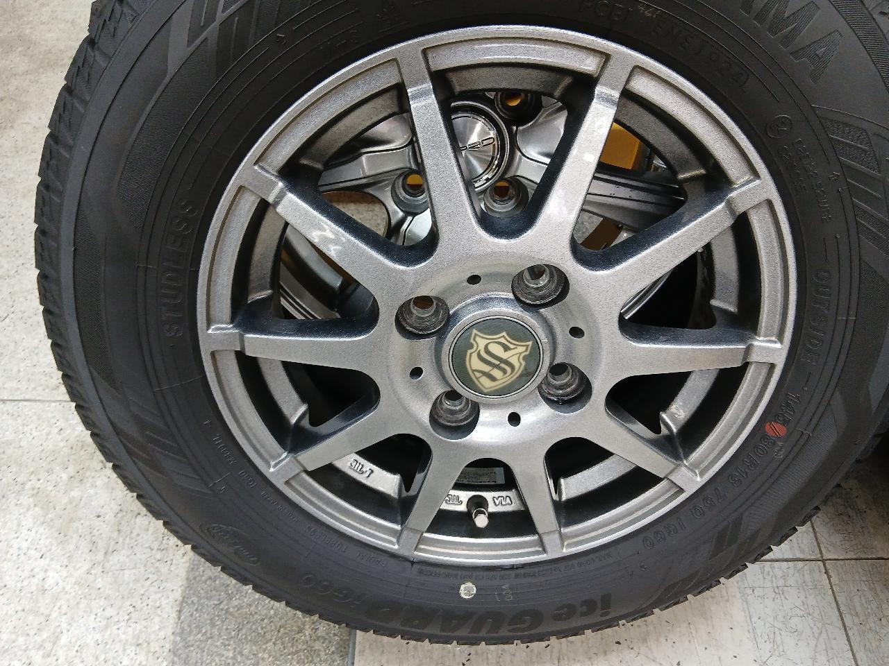 STRANGER 10 spoke + YOKOHAMA ice GUARD iG60