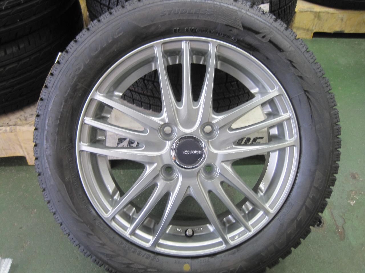 BRIDGESTONE SE-18 + BRIDGESTONE BLIZZAK VRX2 unused goods