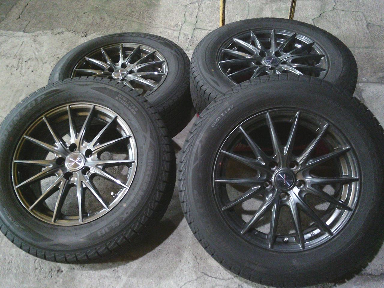 weds VELVA SPORT + DUNLOP WINTER MAXX SJ8