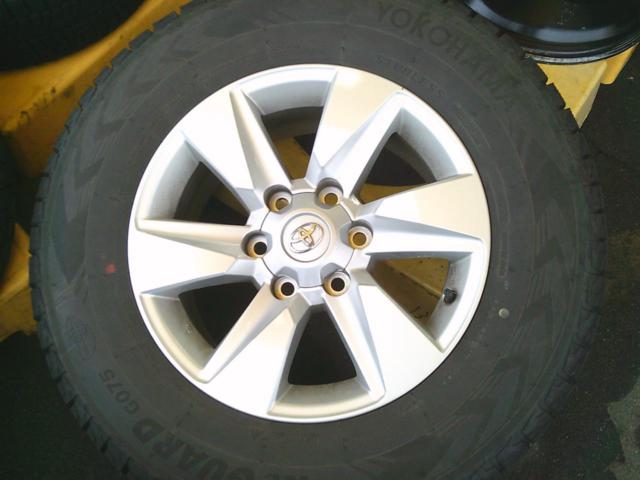 トヨタ純正 150プラド純正ホイール + YOKOHAMA ICEGUARD G075