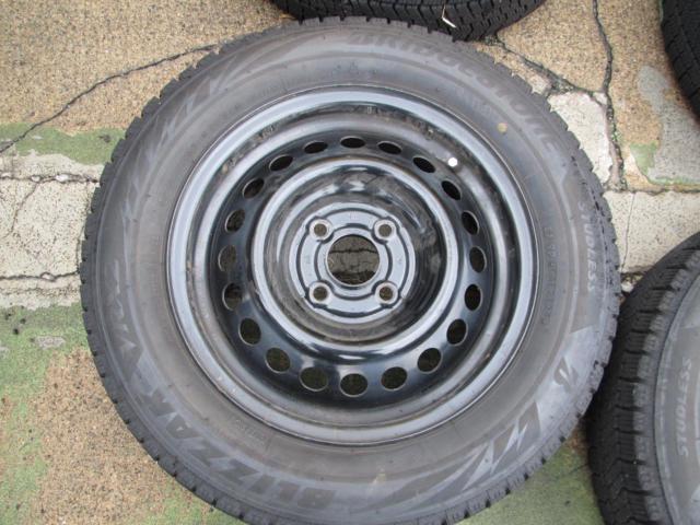 その他 14インチスチールホイール + BRIDGESTONE BLIZZAK VRX2