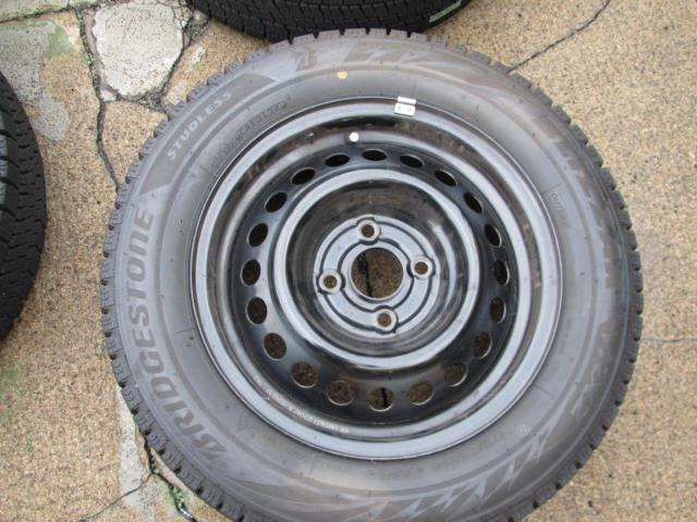 その他 14インチスチールホイール + BRIDGESTONE BLIZZAK VRX2