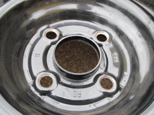 その他 14インチスチールホイール + BRIDGESTONE BLIZZAK VRX2
