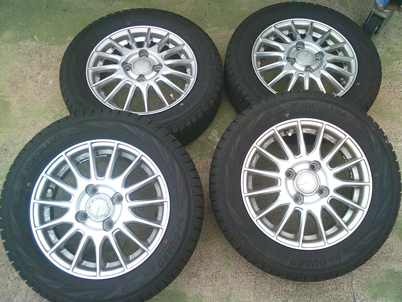 YOKOHAMAice GUARD iG70 + YOKOHAMA GRASS 15-spoke wheel
