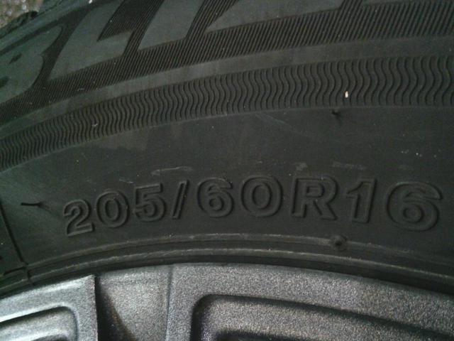BRIDGESTONE BLIZZAK VRX3 + TOPY(トピー) AZANE E-10
