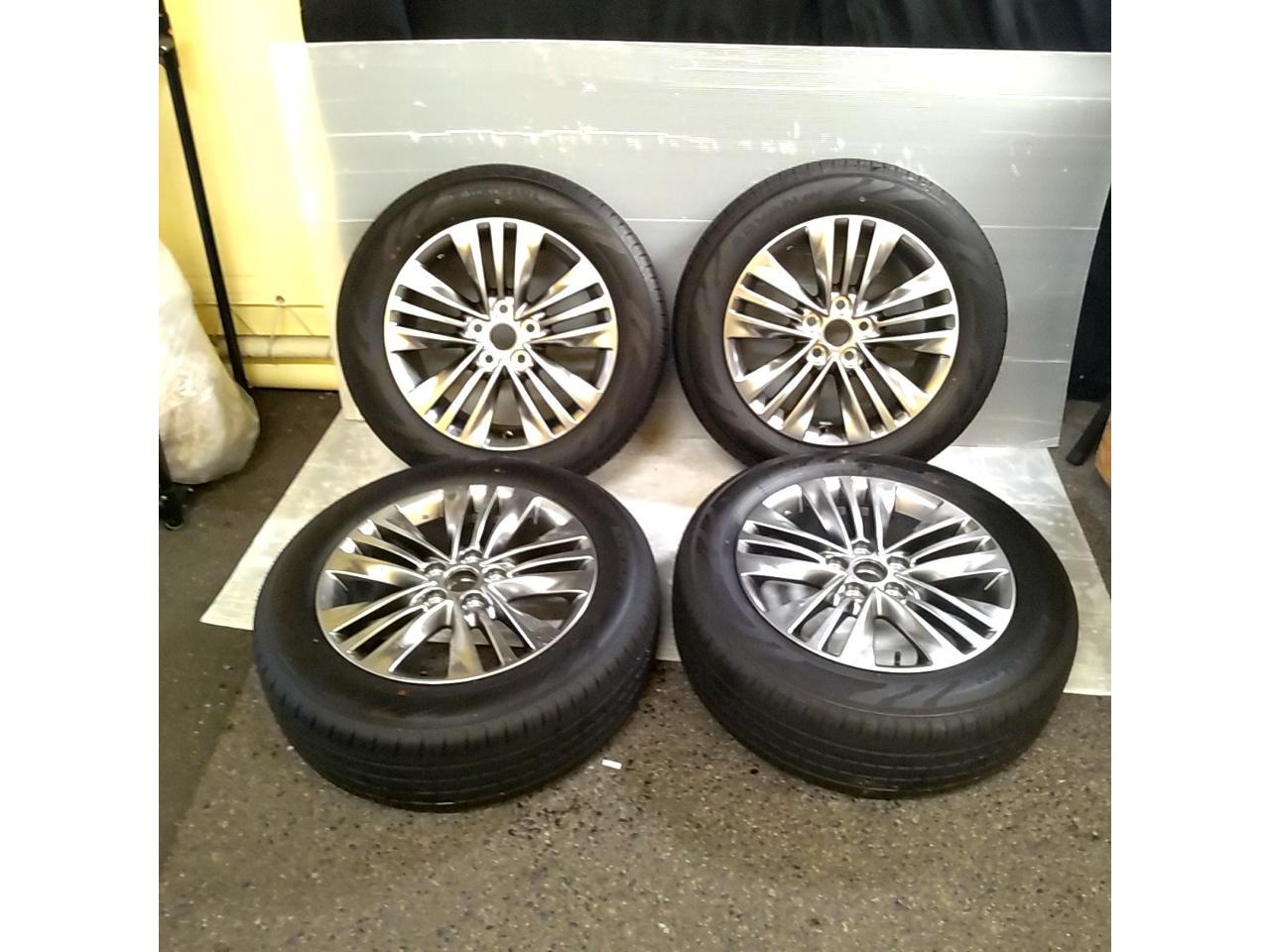 Toyota original Toyota genuine parts 40 Series Alphard Z grade genuine wheel + YOKOHAMA ADVAN V03