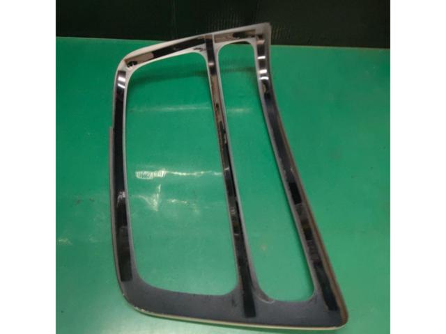 RX2610-0216
Headlight cover
EVERY
BA6