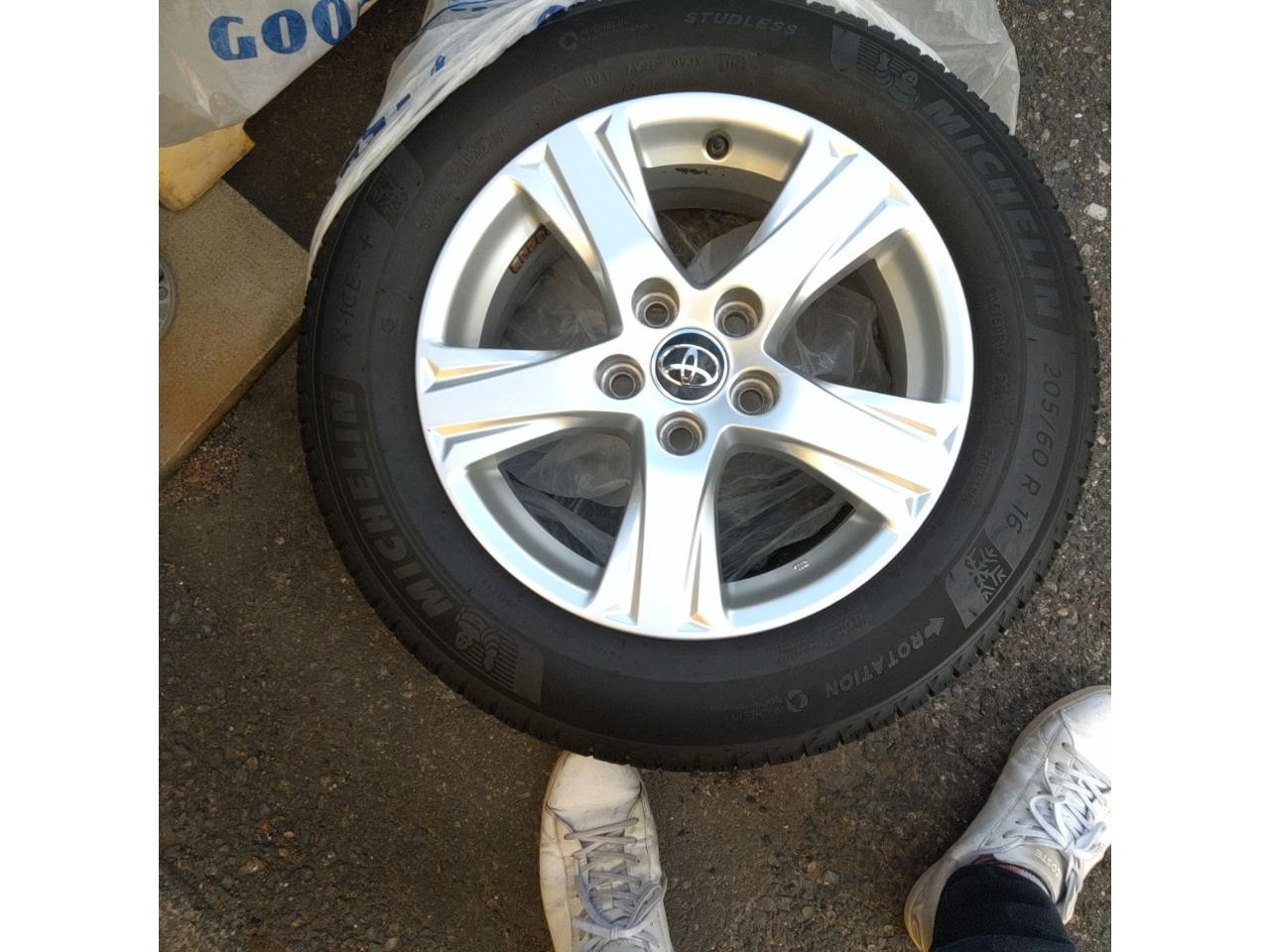 Toyota genuine 30 Alphard original wheel