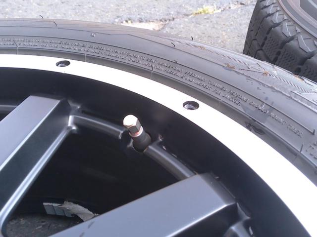 DUNLOP(ダンロップ)WILD CRUSING  + DUNLOP(ダンロップ) WINTER MAXX SJ8