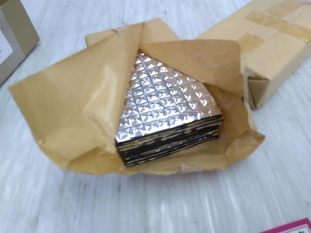 メーカー不明 防振テープ 10X6cm 20枚