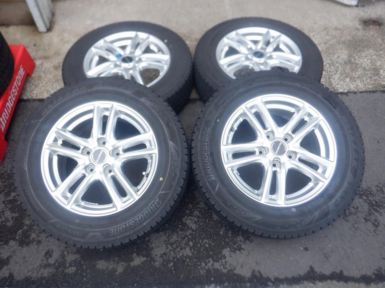 3 BRIDGESTONE BALMINUM SR5 + BRIDGESTONE BLIZZAK VRX3