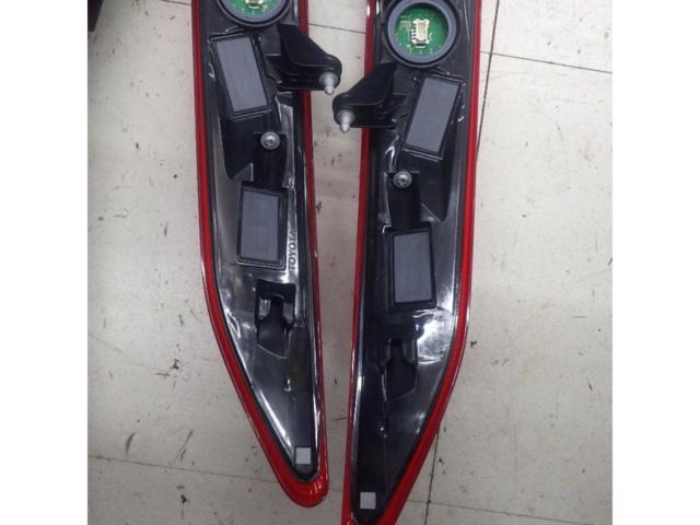 Toyota genuine
80-series
Harrier
Genuine tail lens