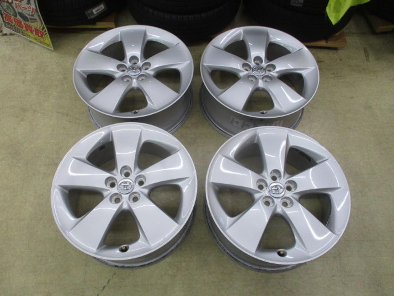Toyota genuine parts 30 series Prius S Touring original wheel