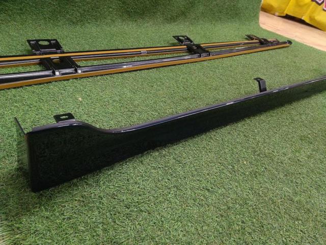 Driver's side/right side only: MODELLISTA
Side skirts
M900 / Rumi
Thor