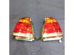 Toyota
Crown Majesta
17 system
Previous period
Genuine
tail lamp
Left side only