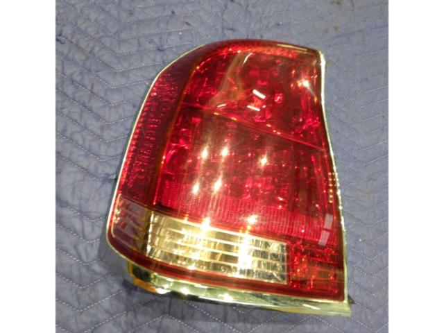 Toyota
Crown Majesta
17 system
Late version
Genuine
tail lamp
Left side only