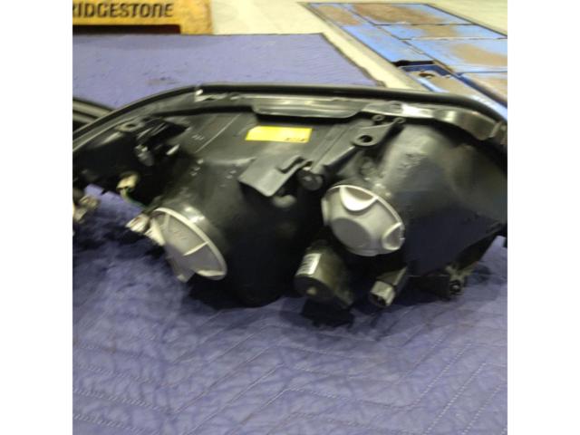 Toyota
Crown Majesta
17 system
Genuine
HID headlights
Right and left