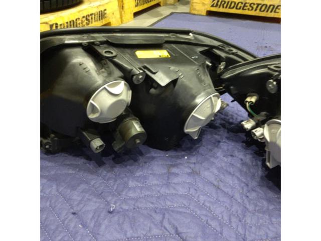 Toyota
Crown Majesta
17 system
Genuine
HID headlights
Right and left
