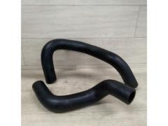 Cedric
430
L-type engine
Use
Radiator hose
(Upper + Lower)