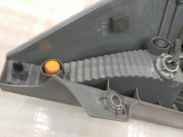 【トヨタ純正】テールレンズ