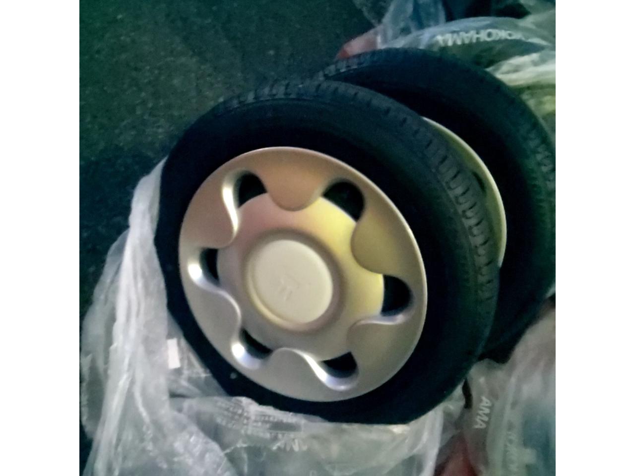 1 Suzuki genuine Lapin genuine Steel + BRIDGESTONE EP150