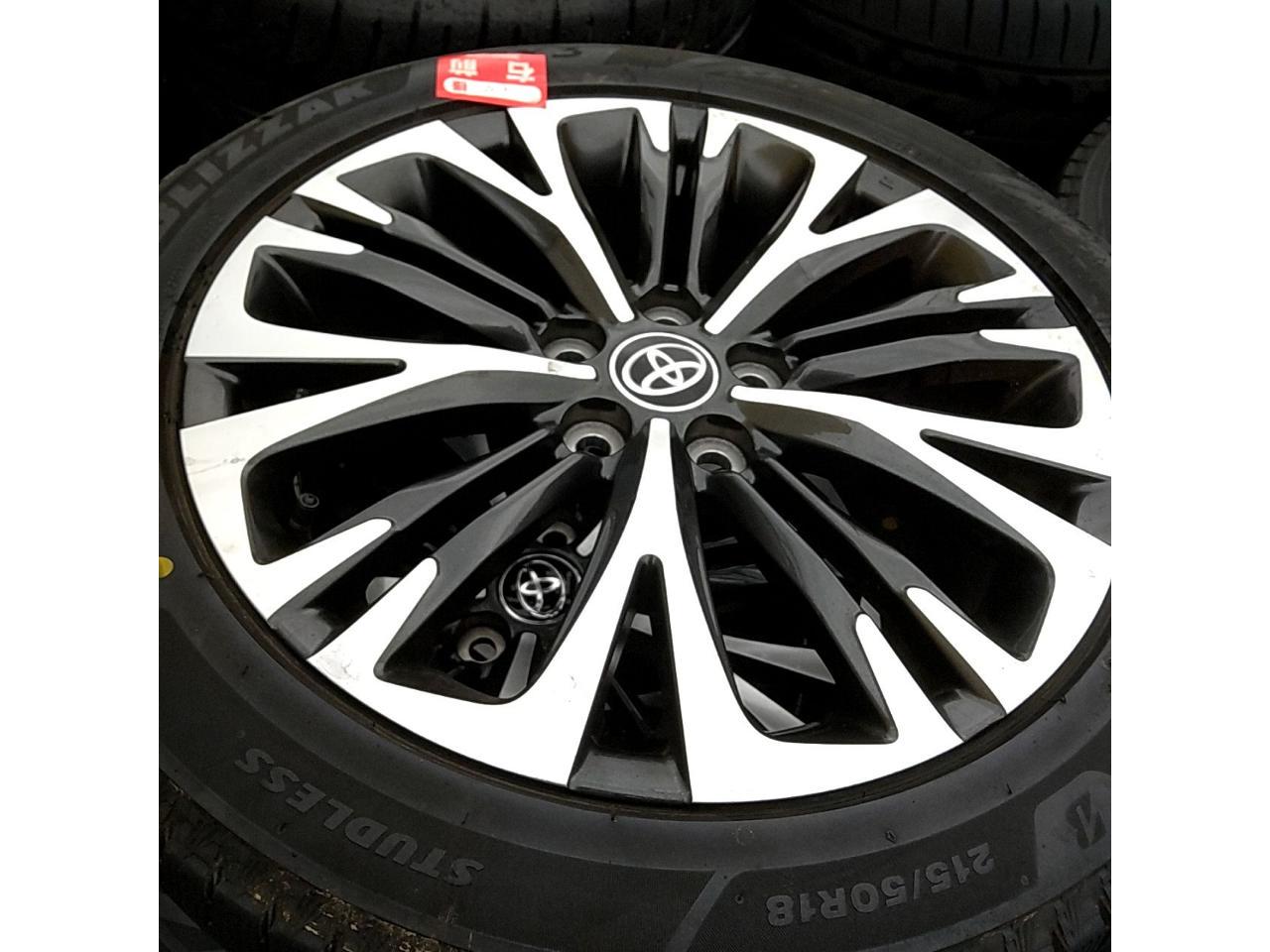 5 Toyota genuine Genuine Yaris Cross alloy wheels + BRIDGESTONE BLIZZAK VRX3