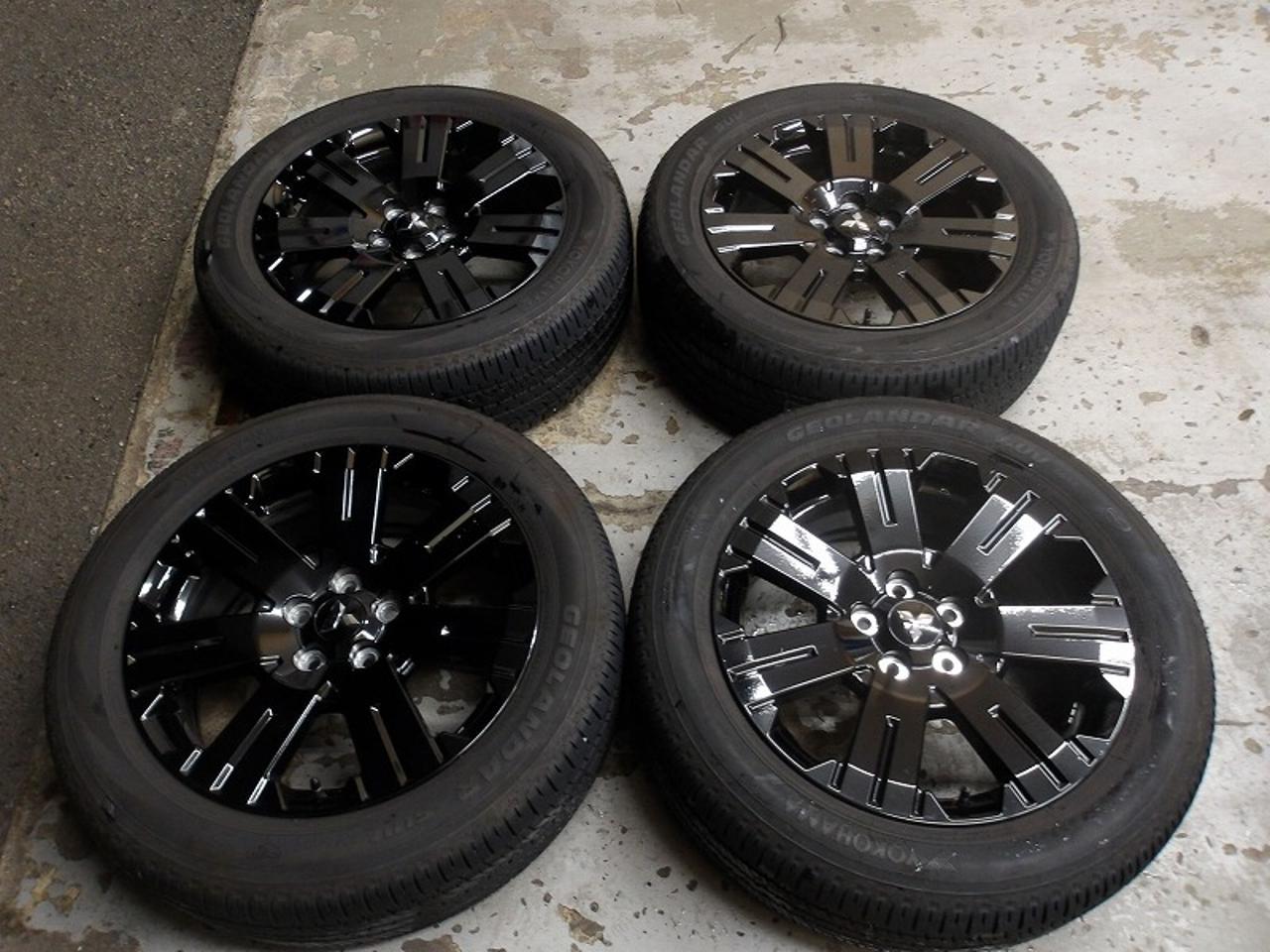 9 Mitsubishi Genuine Delica D: 5 Chamonix Genuine wheels + YOKOHAMA GAGEOLANDAR SUV G055