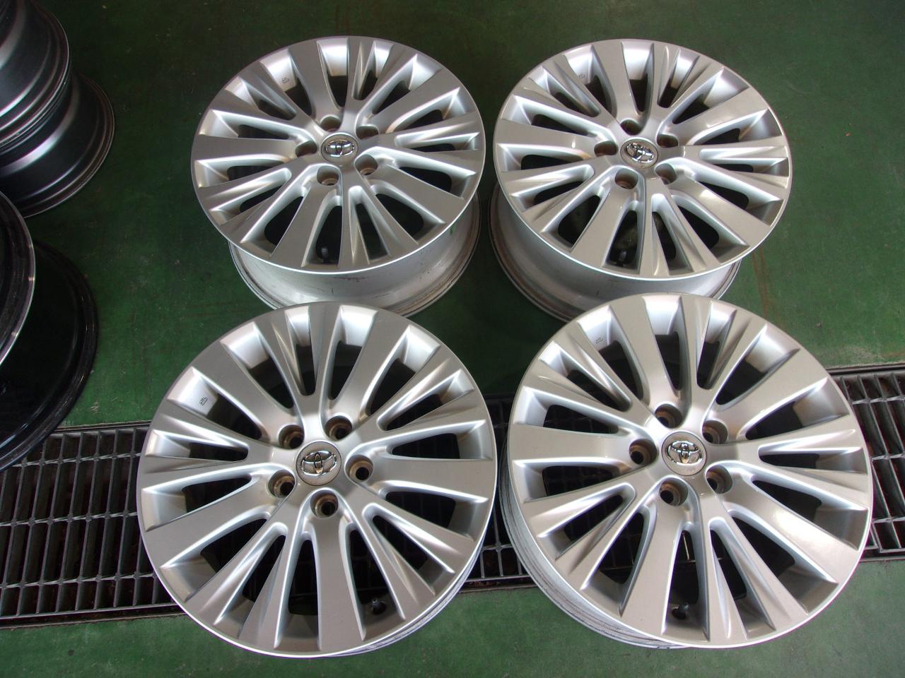 Toyota original 20 VELLFIRE Golden Eyes genuine wheel