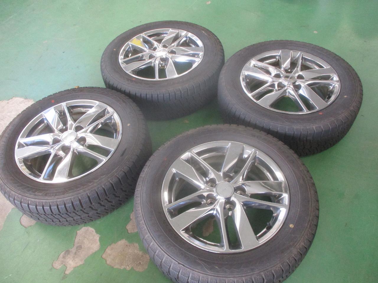 Nissan genuine Serena Rider AUTECH/C26 Original wheel + GOODYEAR ICENAVI8 195 / 60R16 89Q