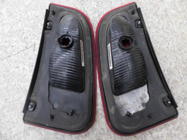 Lincoln
Navigator genuine
Tail lens